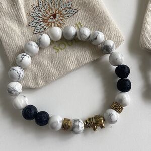 Mindful Souls 7mm Howlite & Lava Stone Beaded Bracelet Elephant Charm 7"